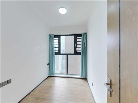 勤诚达前海世界-次卧