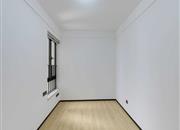 勤诚达前海世界-主卧