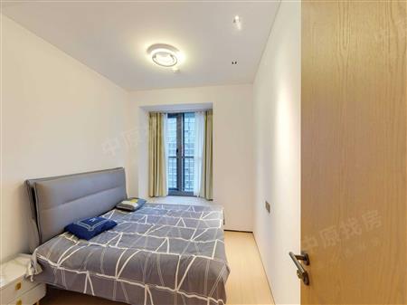 华润城润玺一期花园-次卧