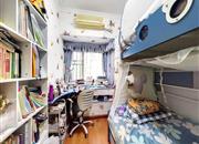 招商桃花园三期-次卧