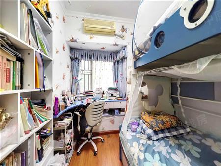 招商桃花园三期-次卧