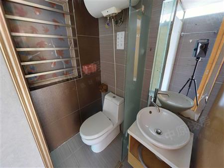 财富港大厦-卫生间