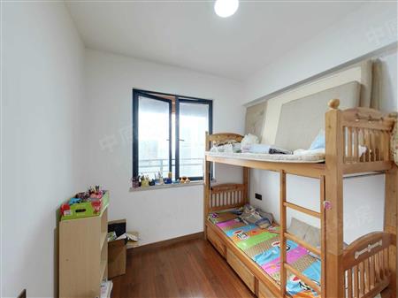 万科云城（一期）-次卧