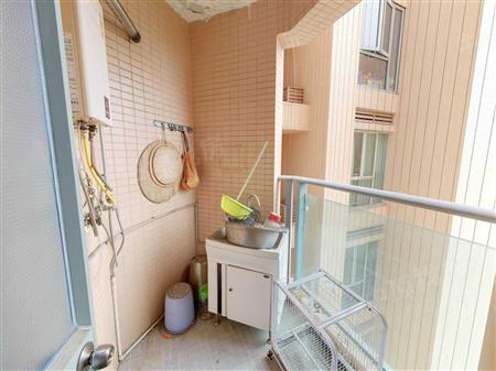 鸿荣源禧园-阳台