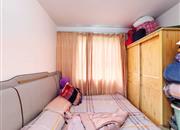 龙珠花园（C区）-主卧