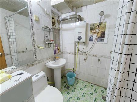 创业二村-卫生间