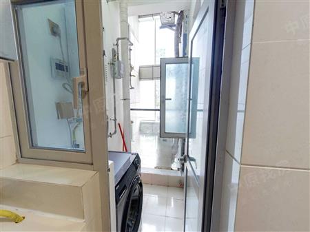 大中华国际金融中心-阳台