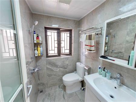 流塘阳光花园-卫生间