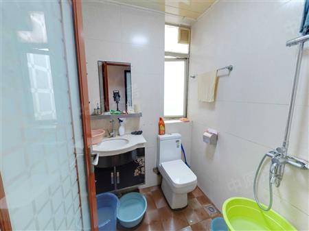 诚信华庭-卫生间