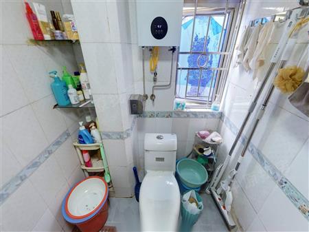 莲城花园-卫生间