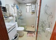 文华花园-卫生间