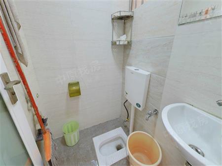 信义荔山公馆（景和园）-卫生间