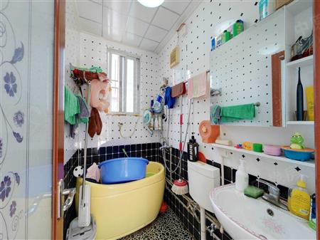 富达花园-卫生间