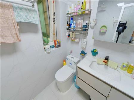 信义假日名城(五期A逸翠园)-卫生间