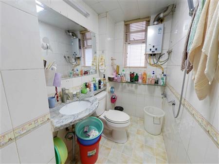 港莲一村-卫生间