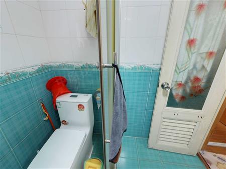 港莲一村-卫生间