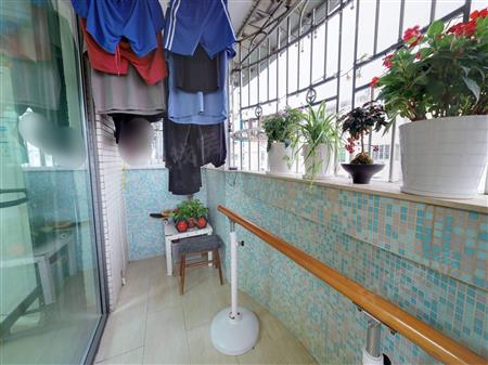 鹏兴花园（一期）-阳台