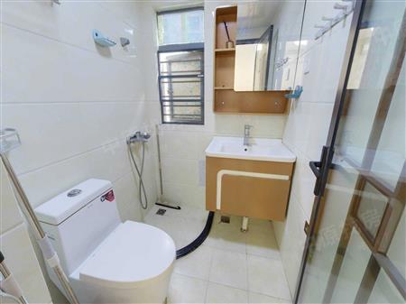 金地名津-卫生间