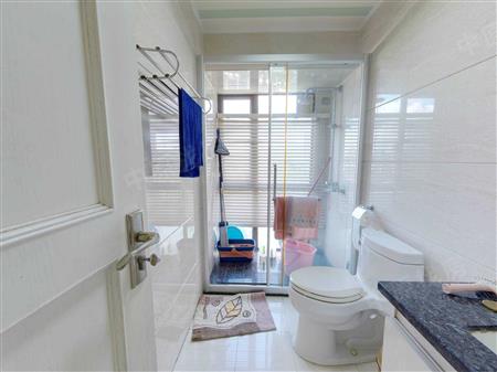 奥林华府-卫生间