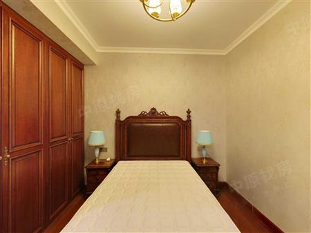 纯水岸十五期-次卧