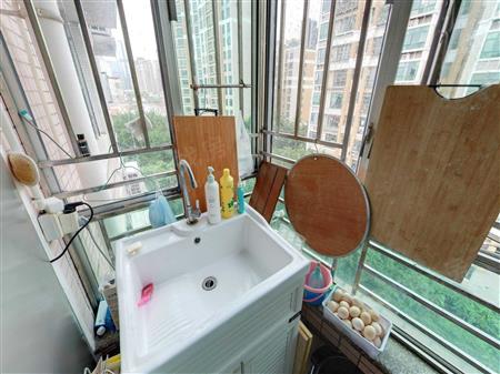 百仕达花园一期-阳台