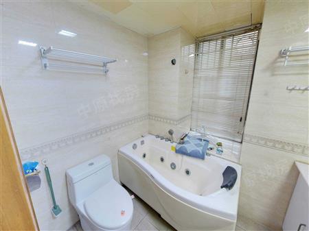 沁芳名苑-卫生间