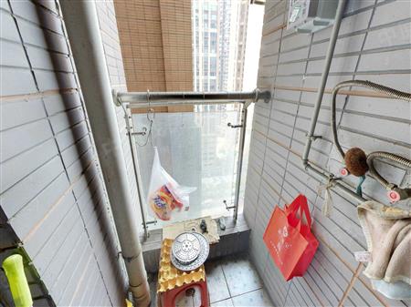 潜龙曼海宁花园（南区）-阳台