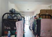 潜龙曼海宁花园（南区）-主卧