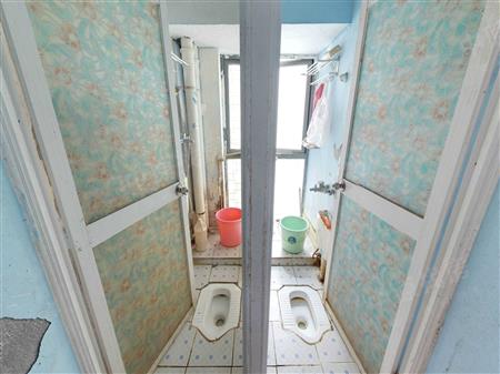 潜龙曼海宁花园（南区）-卫生间