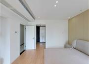 锦绣花园二期-主卧