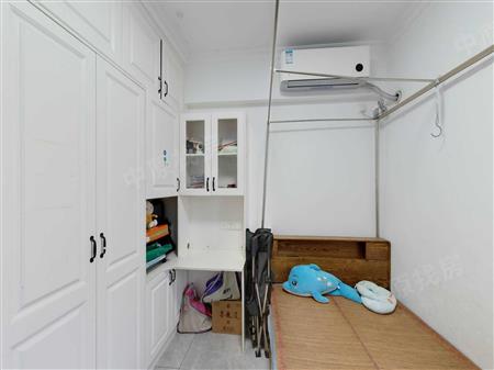 润科华府（一期）-次卧