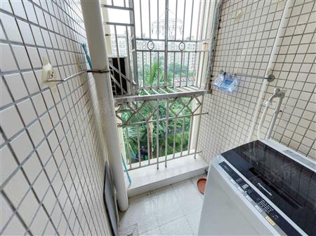 鹏兴花园（二期）-阳台