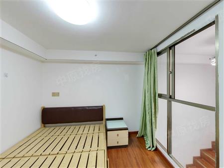 龙光玖云著大楼-次卧