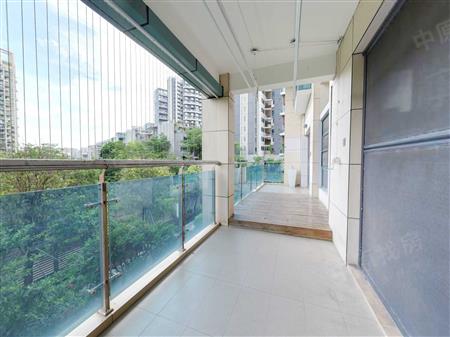 三湘海尚花园一期-阳台