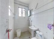 鹏莲花园-卫生间