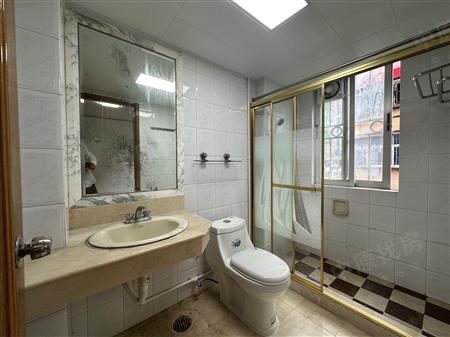 金盾花园-卫生间