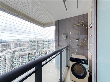 君逸世家花园-阳台