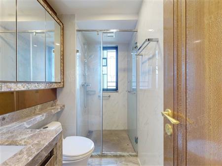 恒大城二期-卫生间