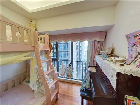 华联城市全景花园-次卧