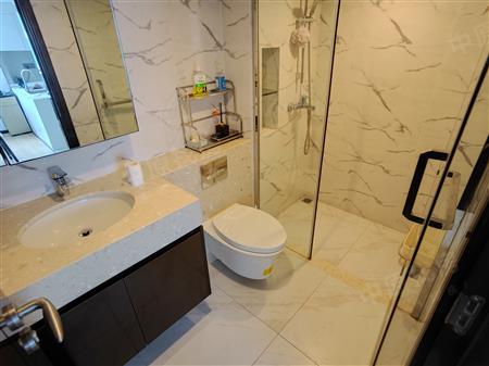 龙光玖钻-卫生间