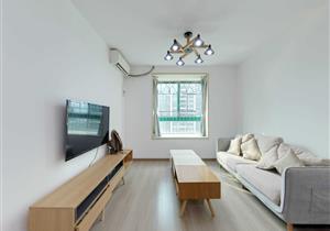 皇御苑一期，精装修两房，高层，红本，急售，近地铁口