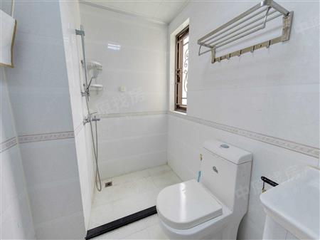 金地朗悦-卫生间