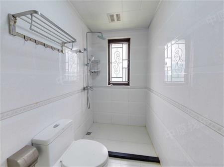 金地朗悦-卫生间