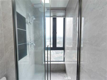 宝能城花园-卫生间