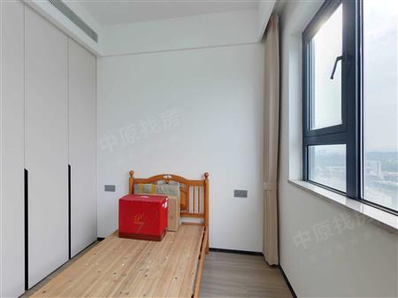 宝能城花园-次卧