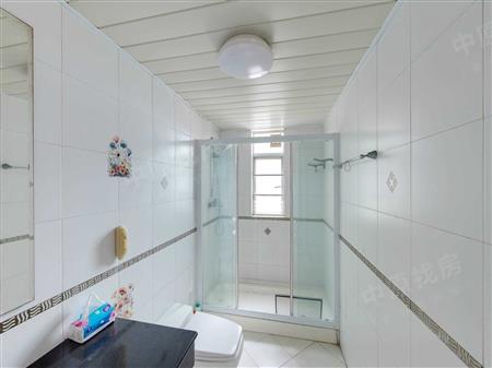 黄埔雅苑（一期翠悠园）-卫生间