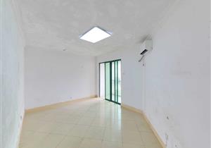 东部阳光小区，价格可谈，配套齐全，交通便利