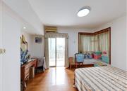 锦绣花园二期-主卧