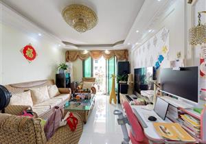 西乡碧海锦明花园四房二卫东南向