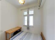 丰泽湖山庄-次卧